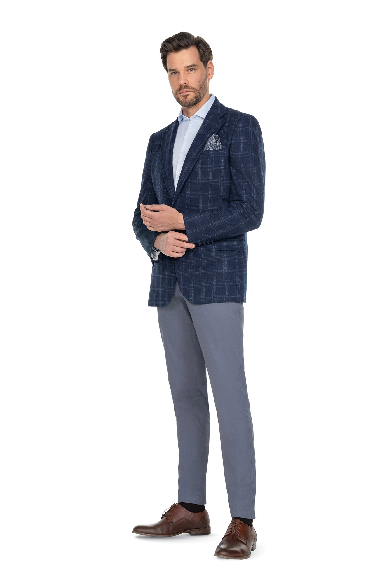 garnitur-granatowy-w--krate