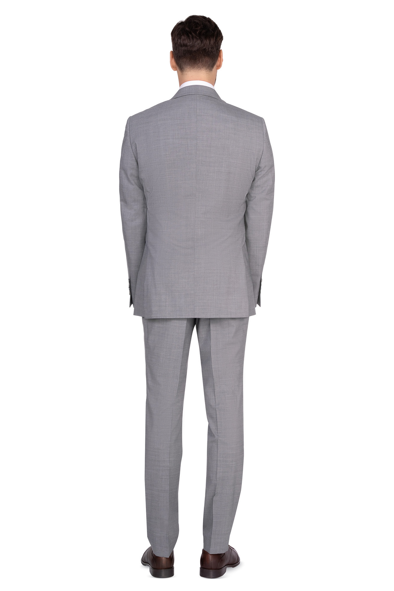 szary-garnitur-meski-z-kolekcji-Jan-Adamski (3)